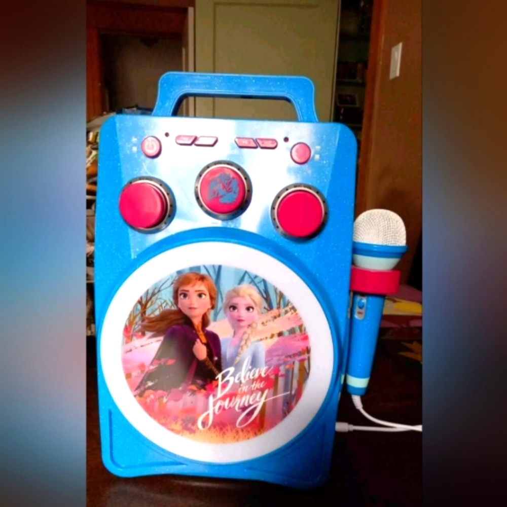 Frozen Bluetooth Karaoke Machine